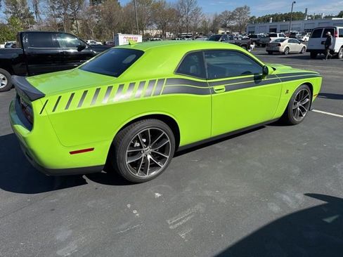 Used 2015 Dodge Challenger R/T Scat Pack w/ Leather Interior Group image 6