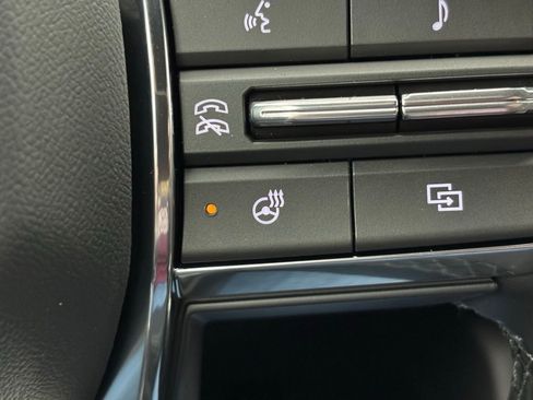 New 2026 GMC Terrain Elevation w/ Elevation Premium Package image 24