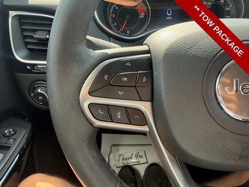 Used 2022 Jeep Cherokee Latitude Lux w/ Sun & Sound Group AWD/4WD image 17