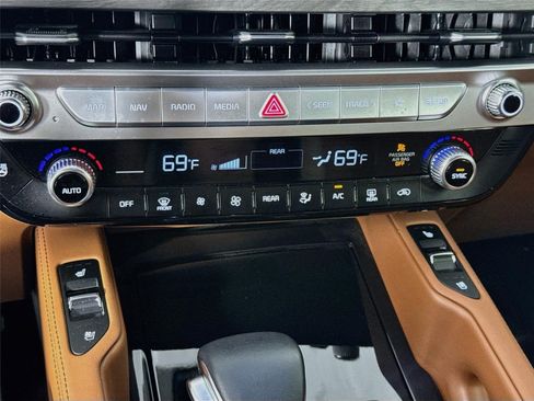 Certified 2024 Kia Telluride EX X-Line AWD/4WD image 18