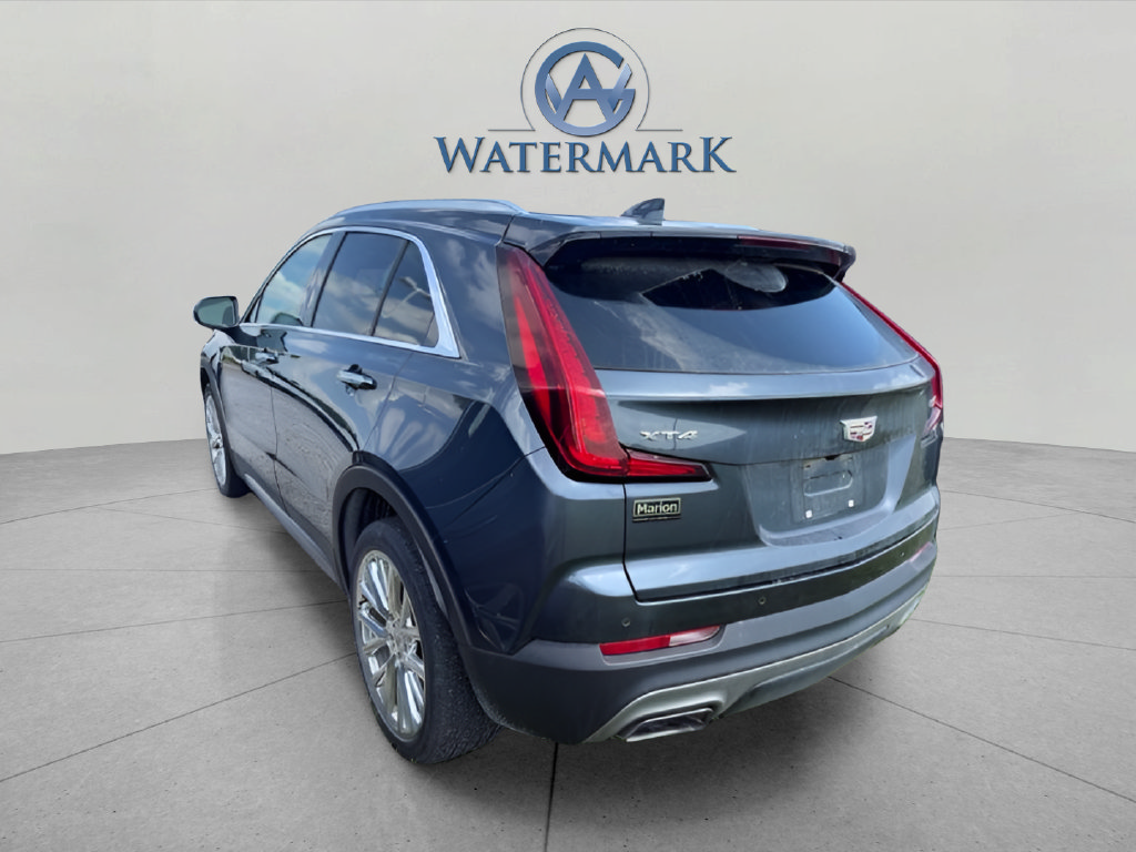 Used 2019 Cadillac XT4 Premium Luxury w/ Cold Weather Package FWD image 5