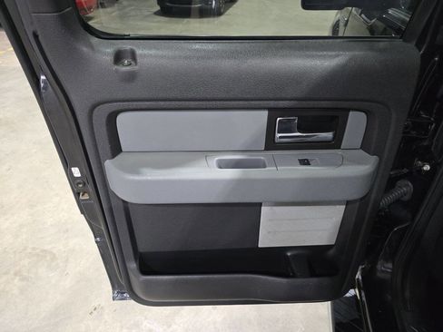 Used 2014 Ford F150 XLT w/ Equipment Group 302A Luxury AWD/4WD image 27