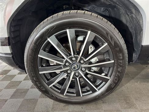 Used 2024 Lexus GX 550 w/ Cold Area Package AWD/4WD image 36