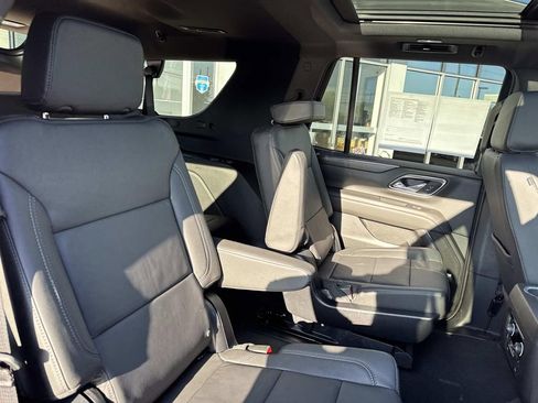 Certified 2024 Chevrolet Tahoe Z71 w/ Luxury Package image 10