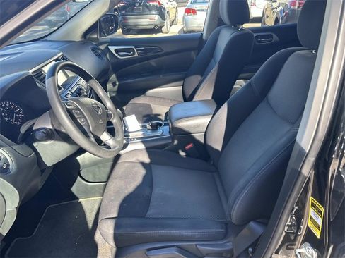 Used 2019 Nissan Pathfinder S image 13