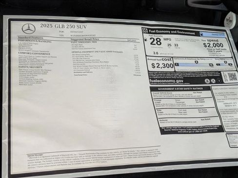 New 2025 Mercedes-Benz GLB 250 image 19