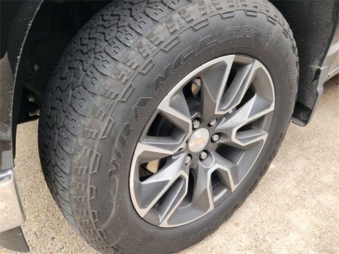 Used 2023 Chevrolet Silverado 1500 LT image 10