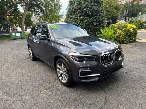 Used 2021 BMW X5 xDrive40i w/ Premium Package AWD/4WD image 40