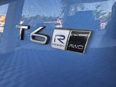 Used 2019 Volvo XC90 T6 R-Design w/ Advanced Package AWD/4WD image 11