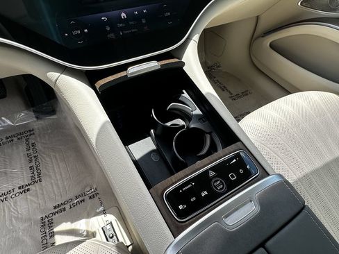 Certified 2023 Mercedes-Benz EQS 580 4MATIC Sedan image 32