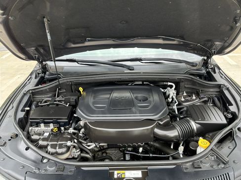 Used 2019 Dodge Durango SXT AWD/4WD image 34