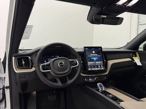 New 2026 Volvo XC60 B5 Core AWD/4WD image 16