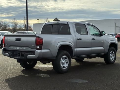 Used 2021 Toyota Tacoma SR image 7