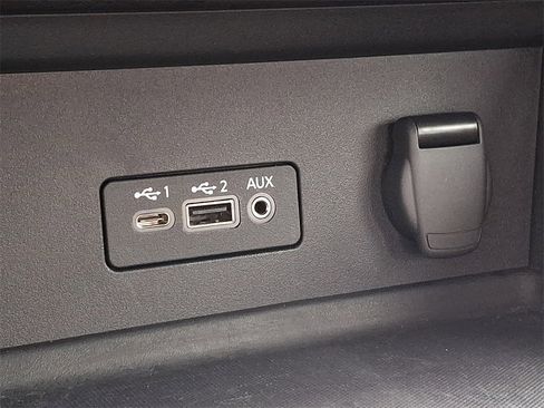 Used 2023 Nissan Sentra SV w/ All-Weather Package image 24