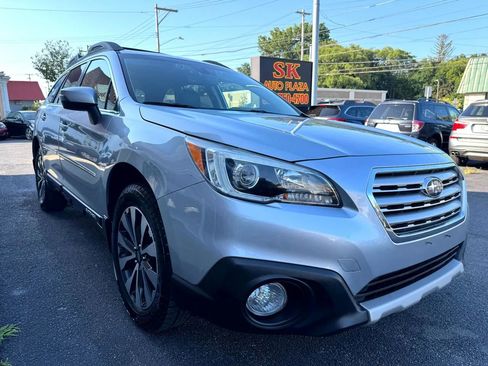 Used 2017 Subaru Outback 3.6R Limited image 8