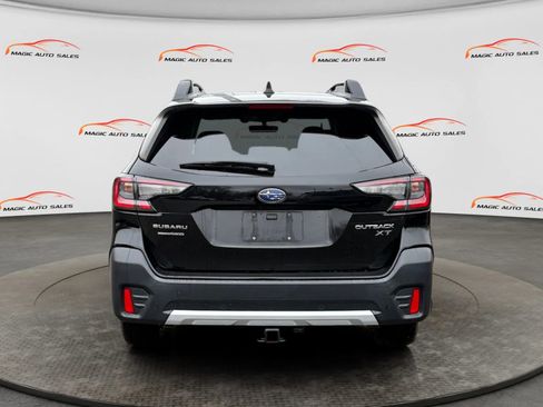 Used 2022 Subaru Outback Limited XT image 7