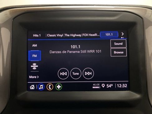 Used 2024 Chevrolet Silverado 1500 Custom image 40