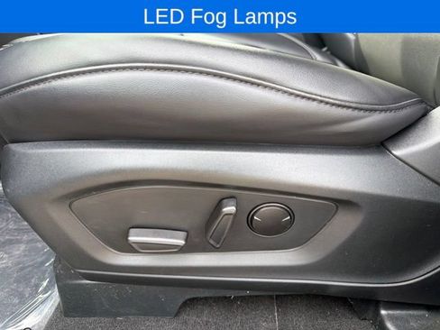 Used 2024 Ford Explorer XLT w/ Equipment Group 202A AWD/4WD image 14
