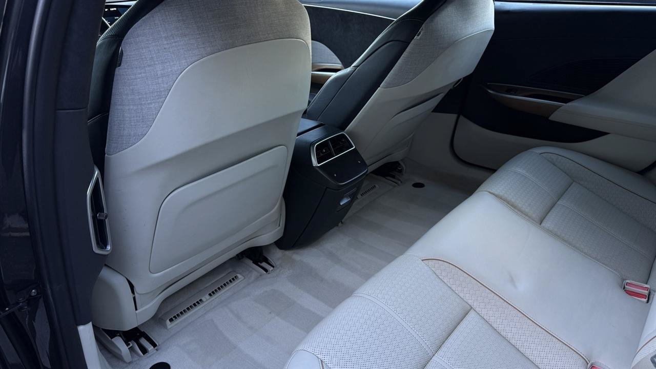 Used 2023 Lucid Air Grand Touring AWD/4WD image 32