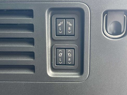 New 2026 Buick Enclave Sport Touring w/ Power Package FWD image 26