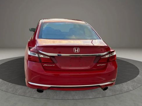 Used 2017 Honda Accord Sport image 11