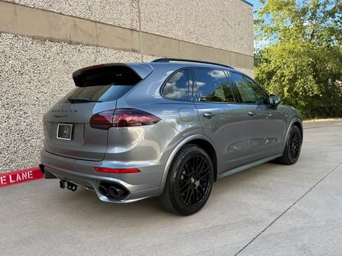 Used 2017 Porsche Cayenne GTS AWD/4WD image 7