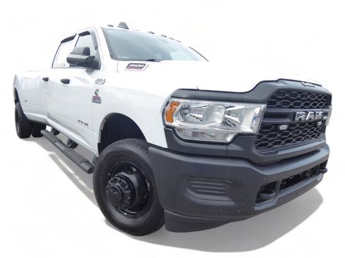Used 2020 RAM 3500 Tradesman image 1