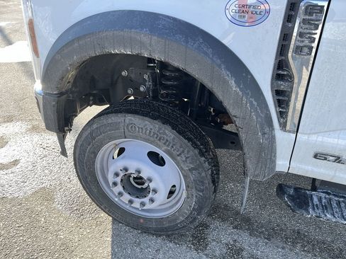 New 2025 Ford F550 4x4 SuperCab Super Duty image 29