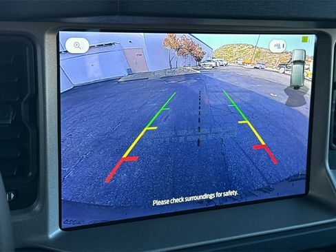 New 2025 Ford Bronco Outer Banks w/ Sasquatch Package image 15