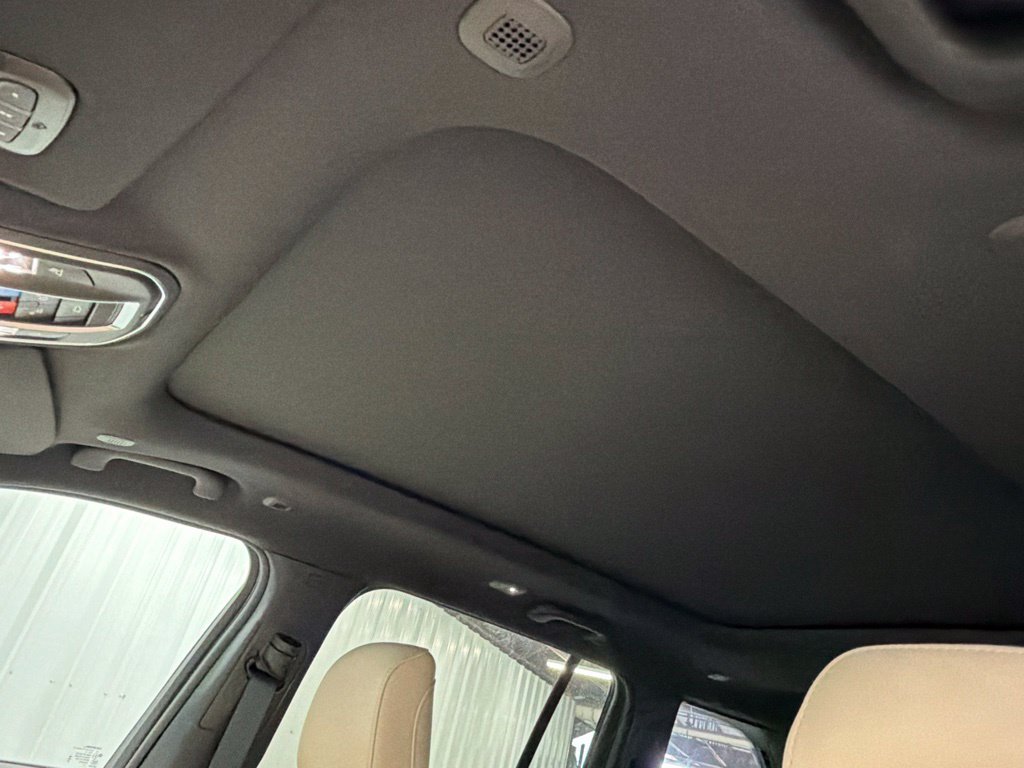 New 2027 Jeep Grand Cherokee Limited RWD image 15
