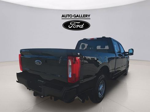 New 2026 Ford F250 XL w/ F-250 >10K GVWR Package RWD image 5