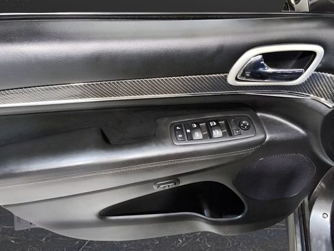 Used 2019 Jeep Grand Cherokee SRT AWD/4WD image 13