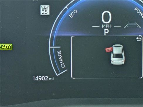 Used 2025 Toyota Camry LE FWD image 10