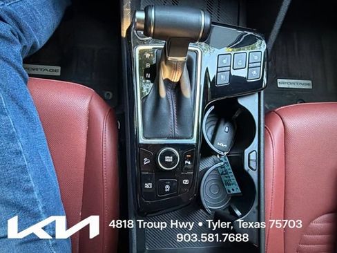 Used 2025 Kia Sportage SX FWD image 22