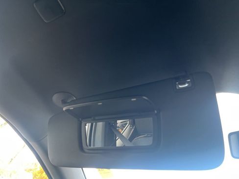 Used 2025 Chevrolet Colorado W/T image 24