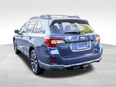 Used 2015 Subaru Outback 2.5i Limited AWD/4WD image 10