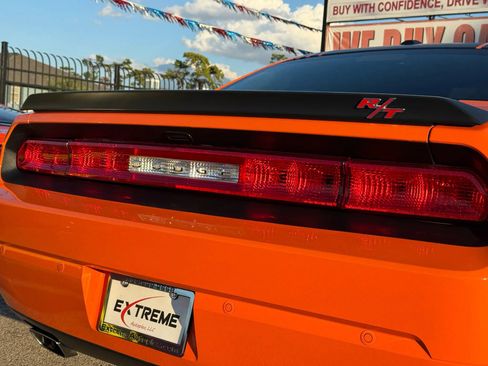 Used 2014 Dodge Challenger R/T image 14