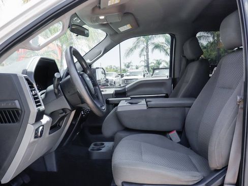 Used 2017 Ford F150 XLT image 17