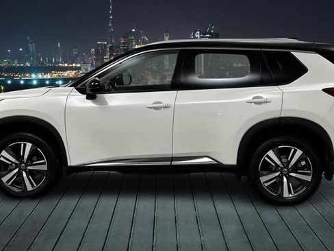 Used 2021 Nissan Rogue SL w/ Premium Package AWD/4WD image 8