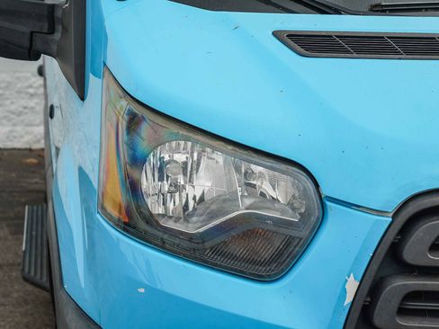 Used 2017 Ford Transit 150 148 Low Roof RWD image 4