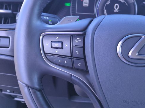 Used 2022 Lexus ES 300h Ultra Luxury image 20