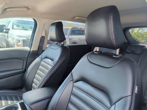 Used 2024 Ford Edge SEL AWD/4WD image 7