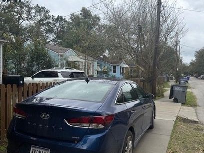 Used 2019 Hyundai Sonata Sport w/ Tech Package 03