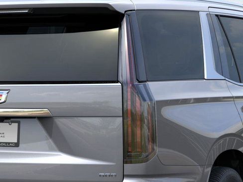 New 2026 Cadillac Escalade Luxury image 12