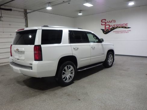 Used 2017 Chevrolet Tahoe Premier AWD/4WD image 4