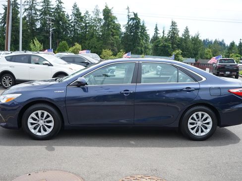Used 2016 Toyota Camry LE FWD image 6