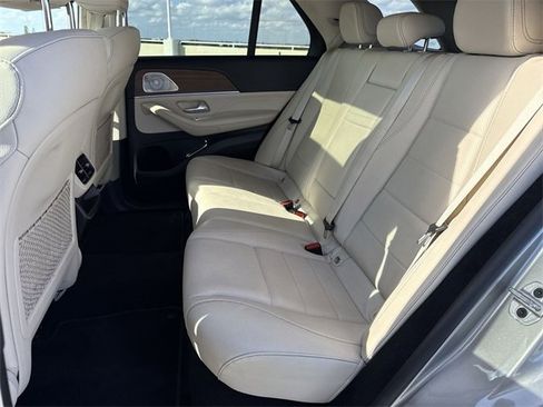 Used 2021 Mercedes-Benz GLE 350 4MATIC image 23