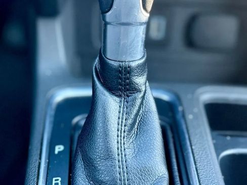 Used 2017 Ford Escape SE w/ SE Leather Comfort Package image 15