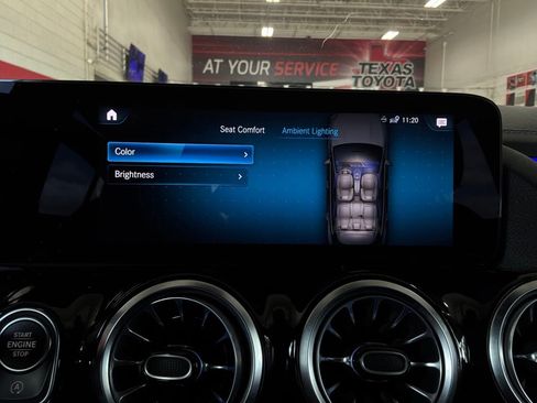 Used 2023 Mercedes-Benz GLA 250 4MATIC image 39