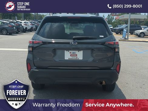 Used 2026 Subaru Forester Premium AWD/4WD image 6